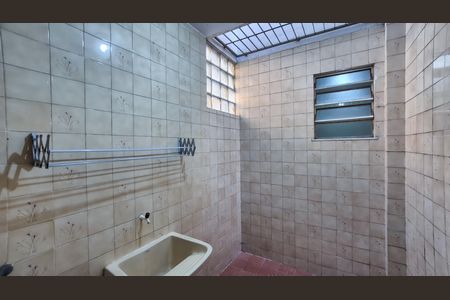 Casa para alugar com 65m², 1 quarto e sem vagaÁrea de Serviço