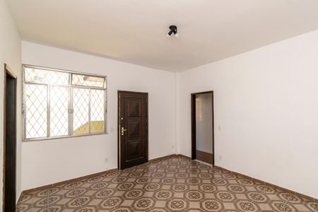 Sala de casa para alugar com 1 quarto, 65m² em Penha, Rio de Janeiro