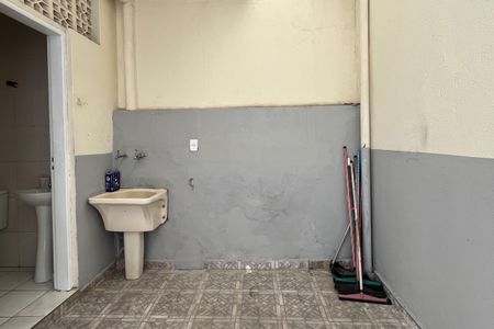 Casa para alugar com 250m², 3 quartos e 3 vagasÁrea de Serviço