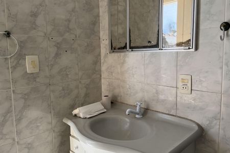 Casa para alugar com 250m², 3 quartos e 3 vagasBanheiro Social