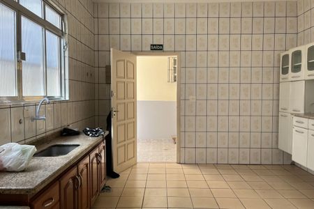 Casa para alugar com 250m², 3 quartos e 3 vagasCozinha 2