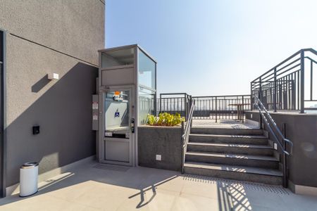 Apartamento à venda com 79m², 3 quartos e 1 vagaÁrea comum - Piscina