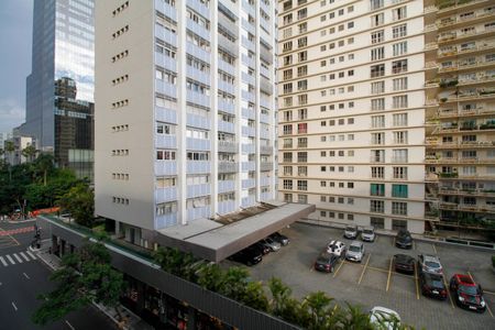 Vista do Quarto 1 de apartamento para alugar com 2 quartos, 47m² em Jardim Paulista, São Paulo