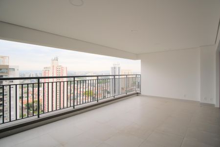 Apartamento à venda com 144m², 3 quartos e 2 vagasVaranda