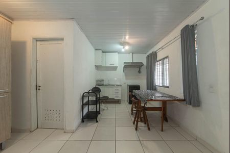 Sala - Cozinha Integrada de casa para alugar com 1 quarto, 34m² em Cidade Monções, São Paulo