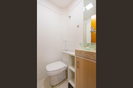 Apartamento para alugar com 194m², 3 quartos e 2 vagasBanheiro Social