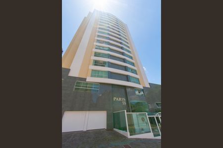 Apartamento para alugar com 194m², 3 quartos e 2 vagasFachada