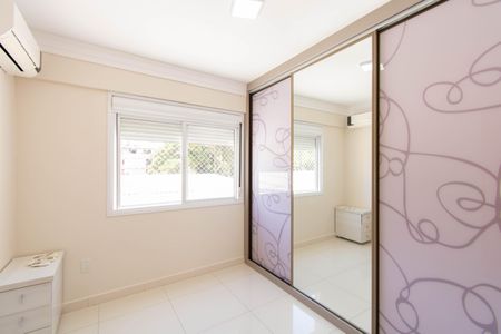 Apartamento para alugar com 194m², 3 quartos e 2 vagasQuarto