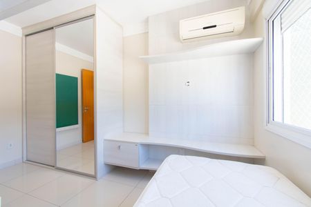 Apartamento para alugar com 194m², 3 quartos e 2 vagasQuarto 2