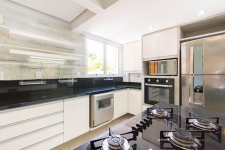 Apartamento para alugar com 194m², 3 quartos e 2 vagasCozinha