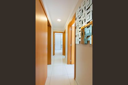 Apartamento para alugar com 194m², 3 quartos e 2 vagasCorredor