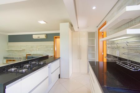 Apartamento para alugar com 194m², 3 quartos e 2 vagasCozinha