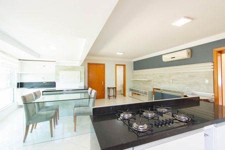 Apartamento para alugar com 194m², 3 quartos e 2 vagasCozinha