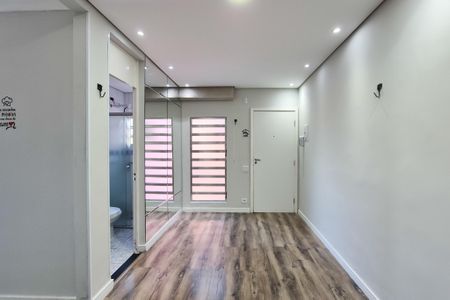Apartamento para alugar com 46m², 2 quartos e 1 vaga Apartamento para alugar com 46m², 2 quartos e 1 vagaSala