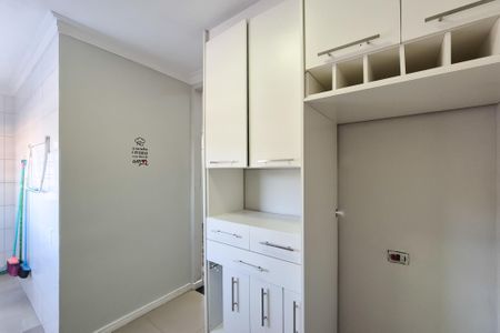 Apartamento para alugar com 46m², 2 quartos e 1 vaga Apartamento para alugar com 46m², 2 quartos e 1 vagaCozinha