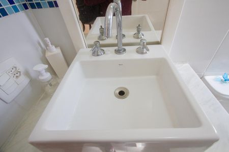 Apartamento para alugar com 61m², 2 quartos e 1 vagaBanheiro