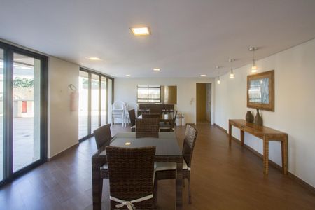Apartamento para alugar com 61m², 2 quartos e 1 vagaÁrea comum