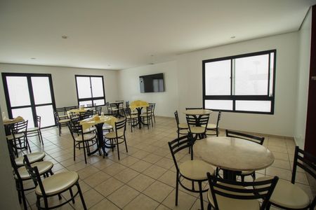 Apartamento à venda com 56m², 2 quartos e 1 vaga Apartamento à venda com 56m², 2 quartos e 1 vagaÁrea comum