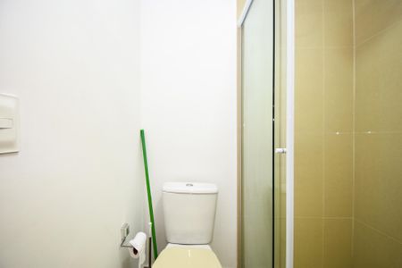 Studio para alugar com 25m², 1 quarto e sem vaga Studio para alugar com 25m², 1 quarto e sem vagaBanheiro