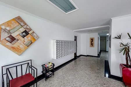 Apartamento para alugar com 67m², 2 quartos e 1 vagaHall social