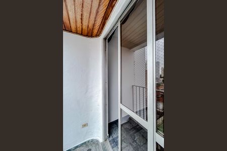 Apartamento para alugar com 67m², 2 quartos e 1 vagaVaranda