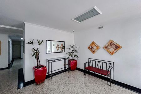 Apartamento para alugar com 67m², 2 quartos e 1 vagaHall social
