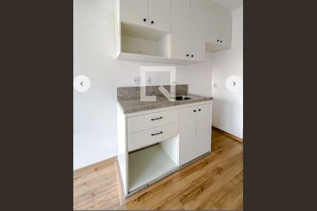 Studio à venda com 33m², 1 quarto e sem vaga Studio à venda com 33m², 1 quarto e sem vagaCozinha