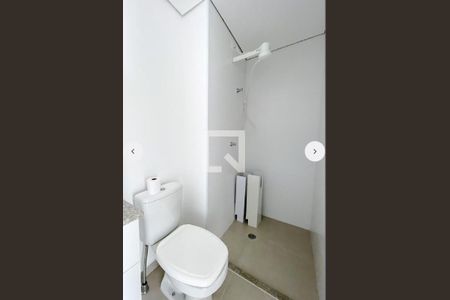 Studio à venda com 33m², 1 quarto e sem vaga Studio à venda com 33m², 1 quarto e sem vagaBanheiro