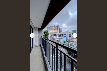 Studio à venda com 33m², 1 quarto e sem vaga Studio à venda com 33m², 1 quarto e sem vagaVaranda