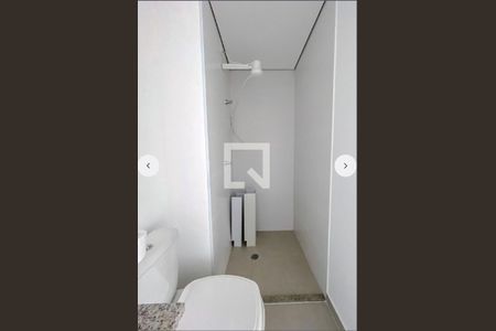 Studio à venda com 33m², 1 quarto e sem vaga Studio à venda com 33m², 1 quarto e sem vagaBanheiro