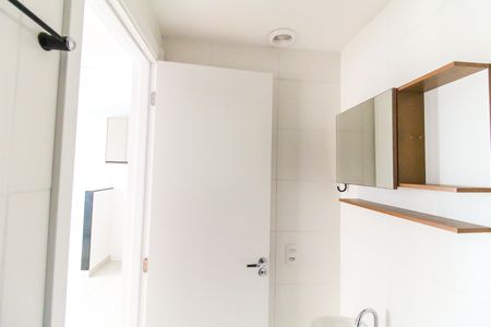 Apartamento para alugar com 32m², 2 quartos e sem vaga Apartamento para alugar com 32m², 2 quartos e sem vagaBanheiro