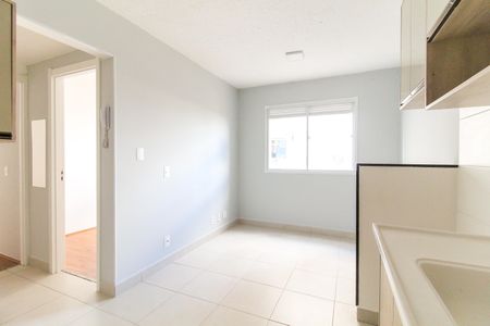 Apartamento para alugar com 32m², 2 quartos e sem vaga Apartamento para alugar com 32m², 2 quartos e sem vagaSala/Cozinha