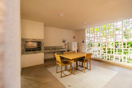 Apartamento para alugar com 32m², 2 quartos e sem vaga Apartamento para alugar com 32m², 2 quartos e sem vagaÁrea comum - Churrasqueira