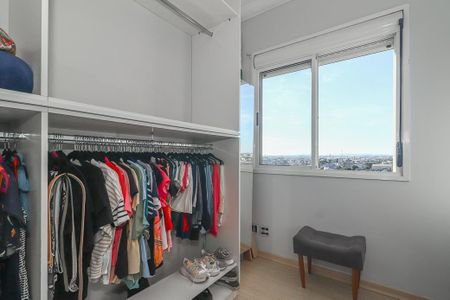 Apartamento para alugar com 74m², 3 quartos e 1 vagaCloset
