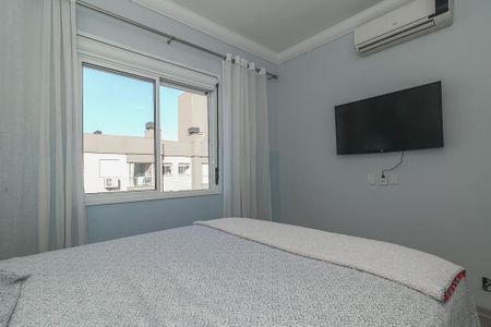Quarto Suíte de apartamento para alugar com 3 quartos, 74m² em Sarandi, Porto Alegre