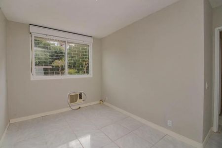 Quarto de casa para alugar com 1 quarto, 70m² em Parque Continental IV, Guarulhos