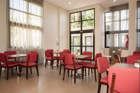 Apartamento para alugar com 66m², 2 quartos e 1 vaga Apartamento para alugar com 66m², 2 quartos e 1 vagaÁrea comum - Salão de festas