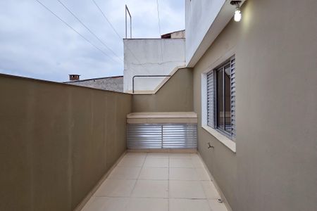 Casa à venda com 232m², 3 quartos e 3 vagas Casa à venda com 232m², 3 quartos e 3 vagasVaranda