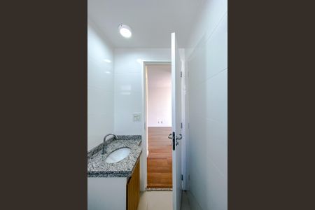 Apartamento para alugar com 54m², 2 quartos e 1 vaga Apartamento para alugar com 54m², 2 quartos e 1 vagaBanheiro