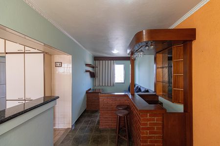 Sala de apartamento para alugar com 2 quartos, 56m² em Conjunto Residencial José Bonifácio, São Paulo