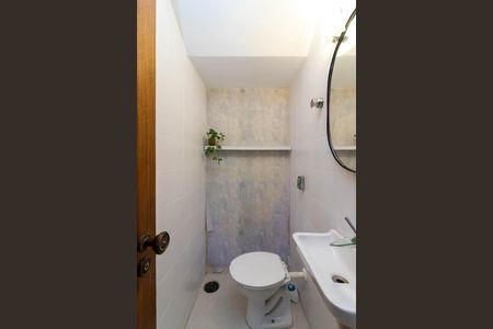 Casa à venda com 380m², 3 quartos e 4 vagasLavabo