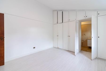 Casa à venda com 380m², 3 quartos e 4 vagasSuíte 3
