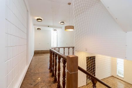 Casa à venda com 380m², 3 quartos e 4 vagasEscritório