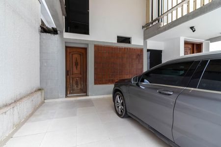 Casa à venda com 380m², 3 quartos e 4 vagasGaragem