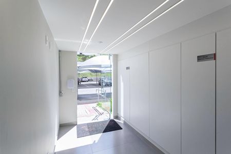 Apartamento para alugar com 51m², 2 quartos e 1 vaga Apartamento para alugar com 51m², 2 quartos e 1 vagaHall de entrada