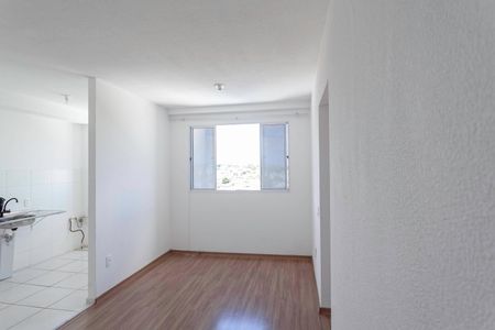 Sala de apartamento para alugar com 2 quartos, 51m² em Jardim Guanabara, Belo Horizonte