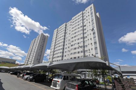 Apartamento para alugar com 51m², 2 quartos e 1 vaga Apartamento para alugar com 51m², 2 quartos e 1 vagaFachada
