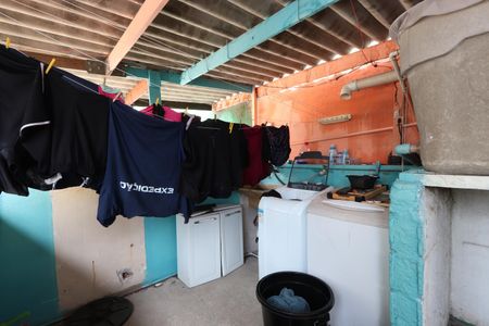 Casa à venda com 54m², 1 quarto e sem vagaLavanderia