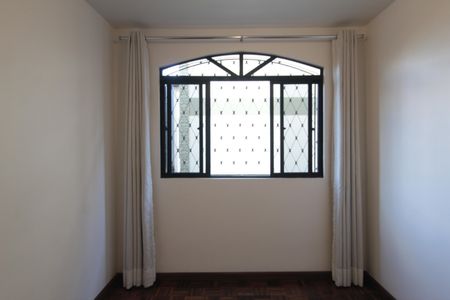 Sala de apartamento para alugar com 3 quartos, 65m² em Liberdade, Belo Horizonte