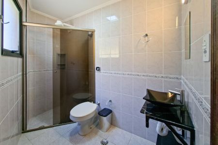Apartamento para alugar com 73m², 2 quartos e 1 vaga Apartamento para alugar com 73m², 2 quartos e 1 vagaBanheiro da Suíte